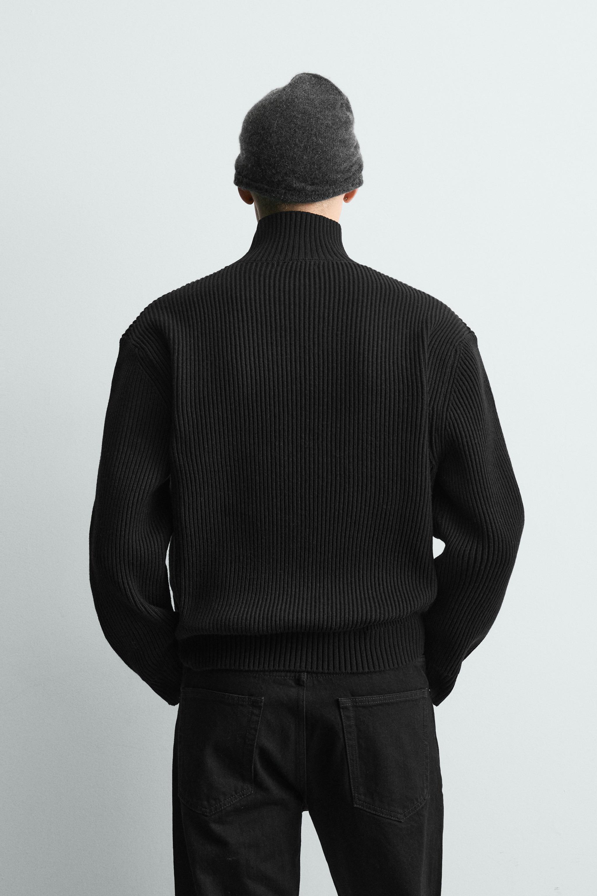 HIGH NECK TEXTURED JUMPER